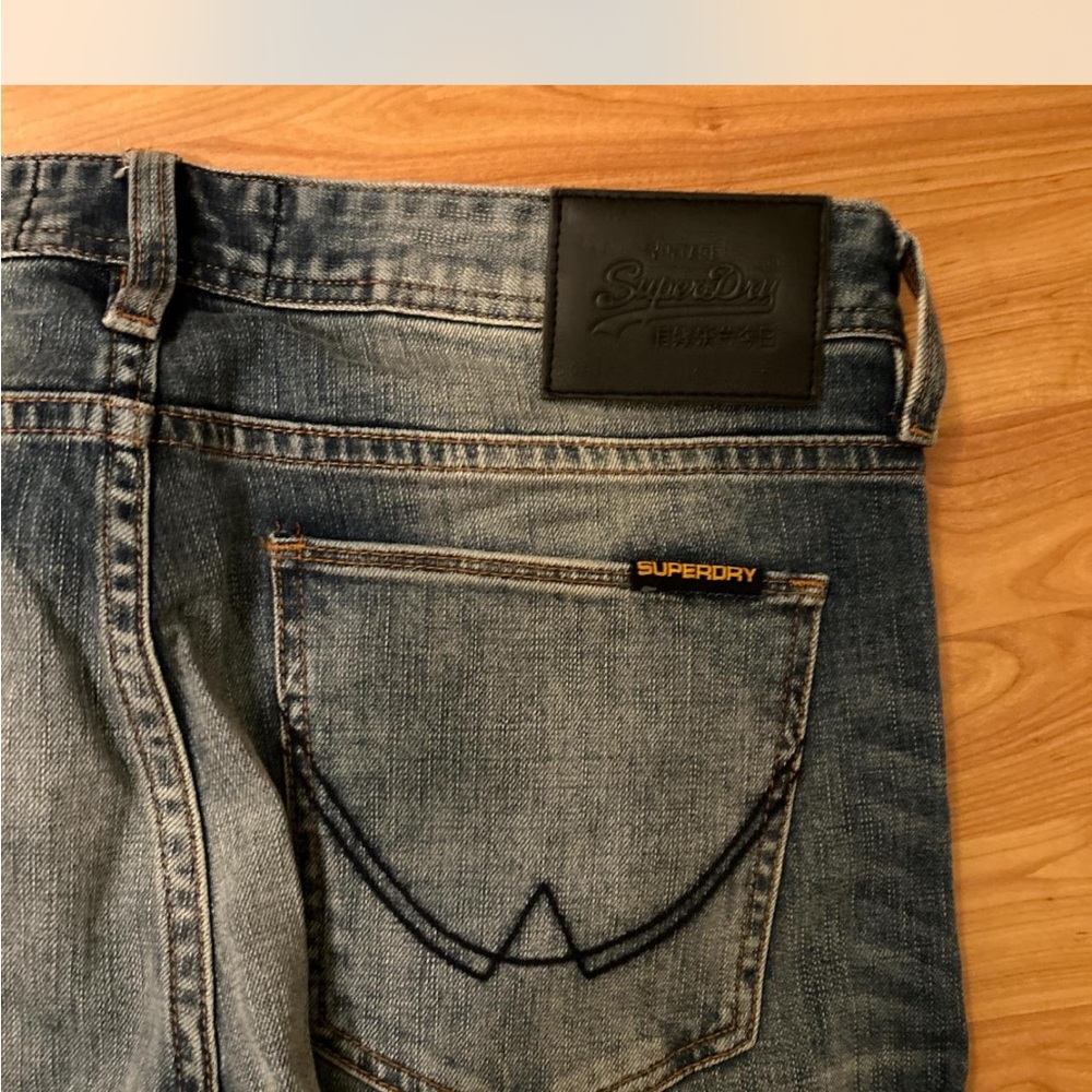 Super dry jeans size 30
